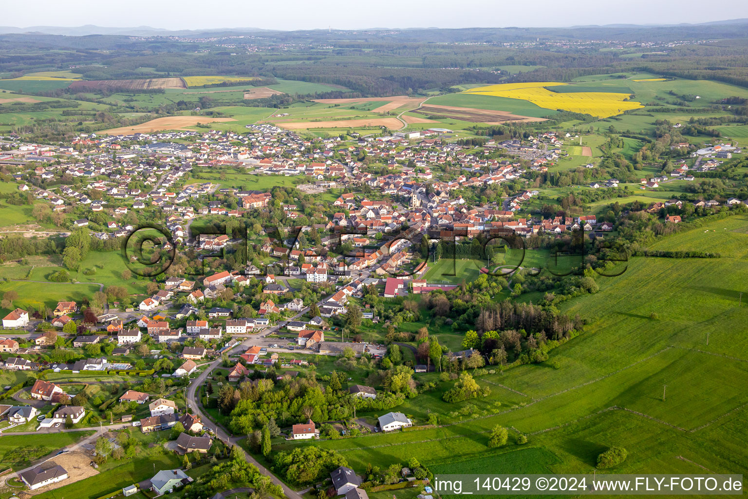 From the northwest in Rohrbach-lès-Bitche in the state Moselle, France