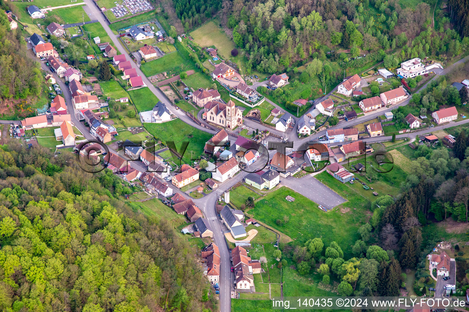 Salle communale de Siertsthal, Église Saint-Marc de Siersthal in Siersthal in the state Moselle, France