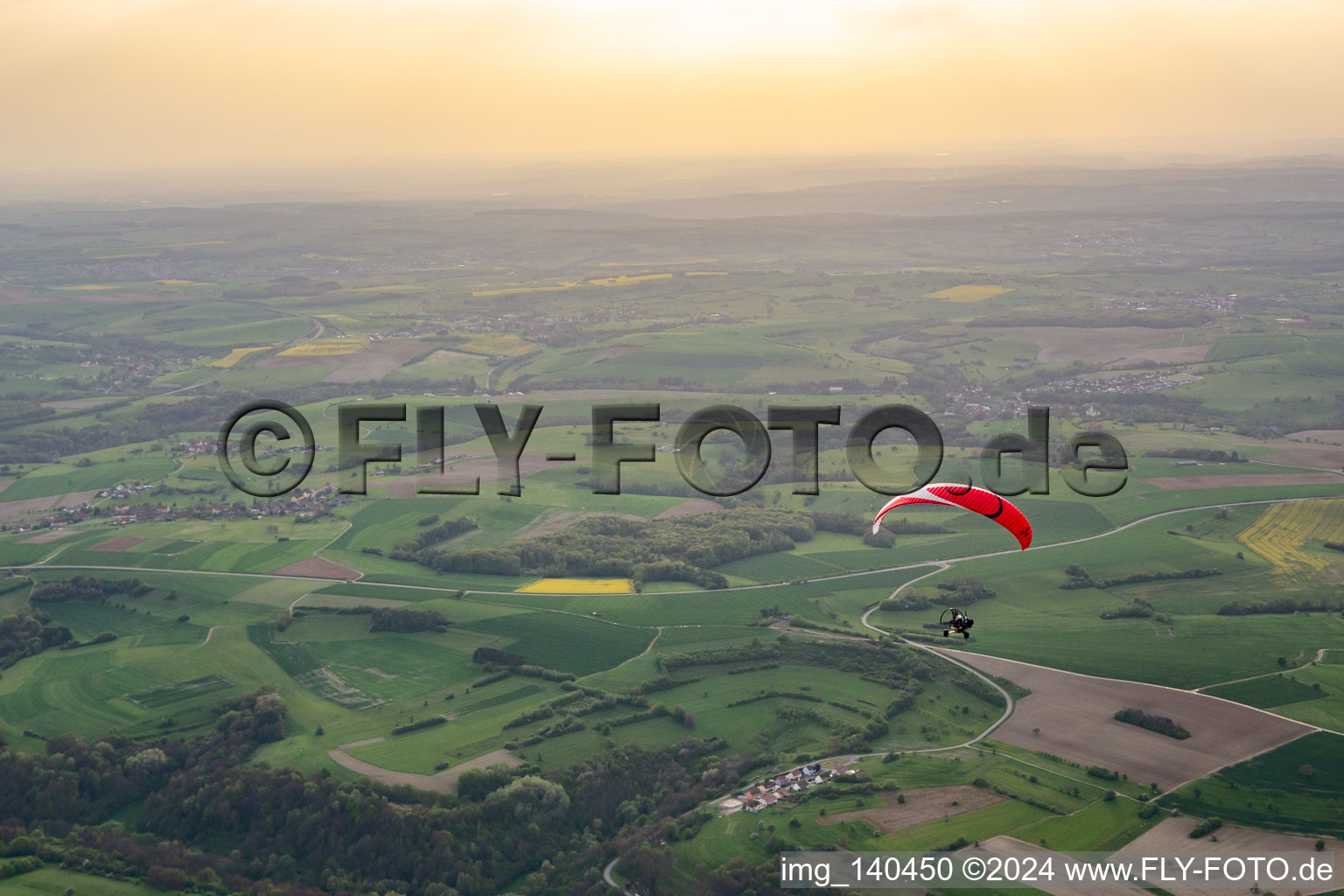 Paramotor in Lengelsheim in the state Moselle, France