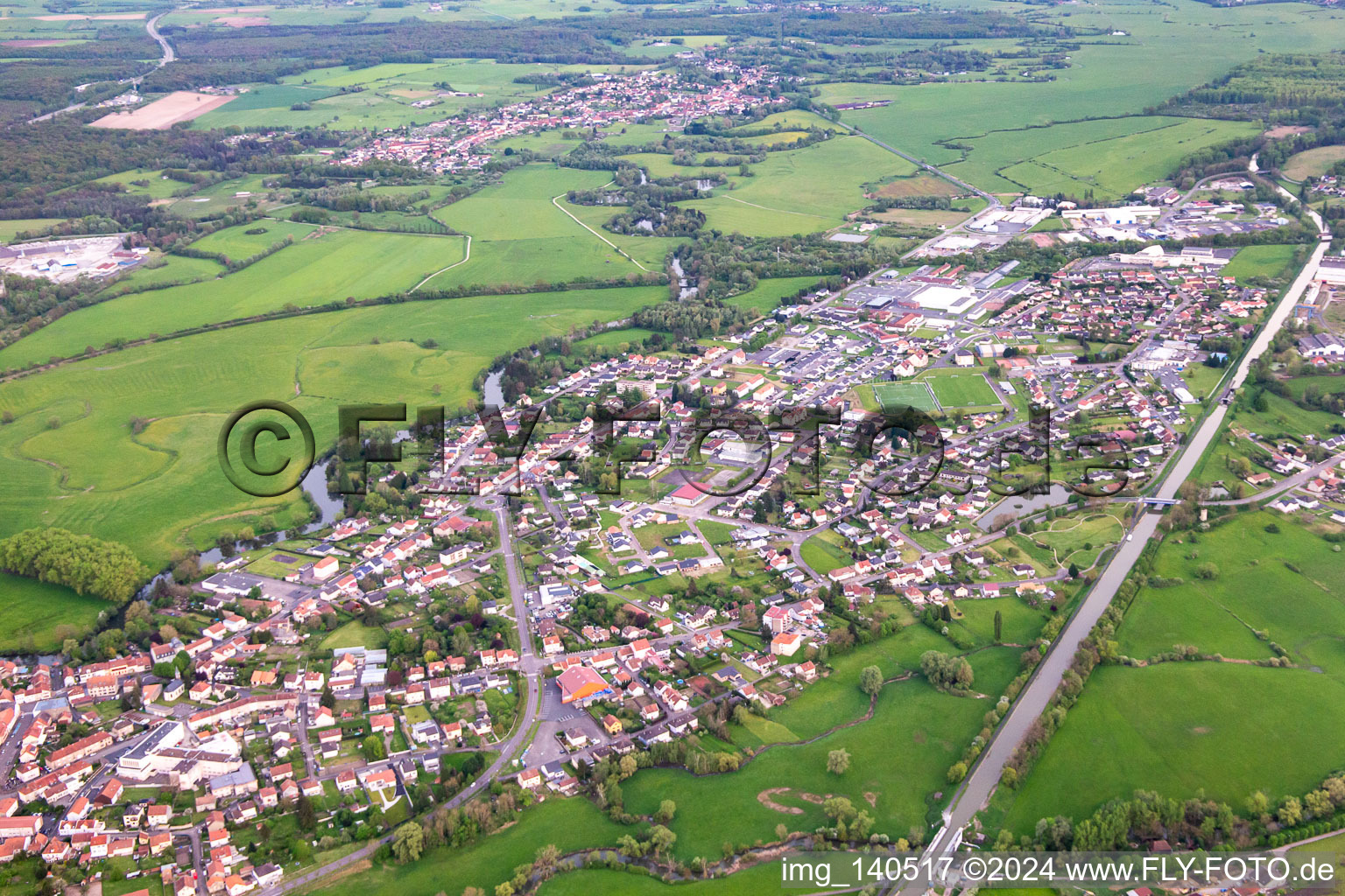 From the northwest in Sarralbe in the state Moselle, France