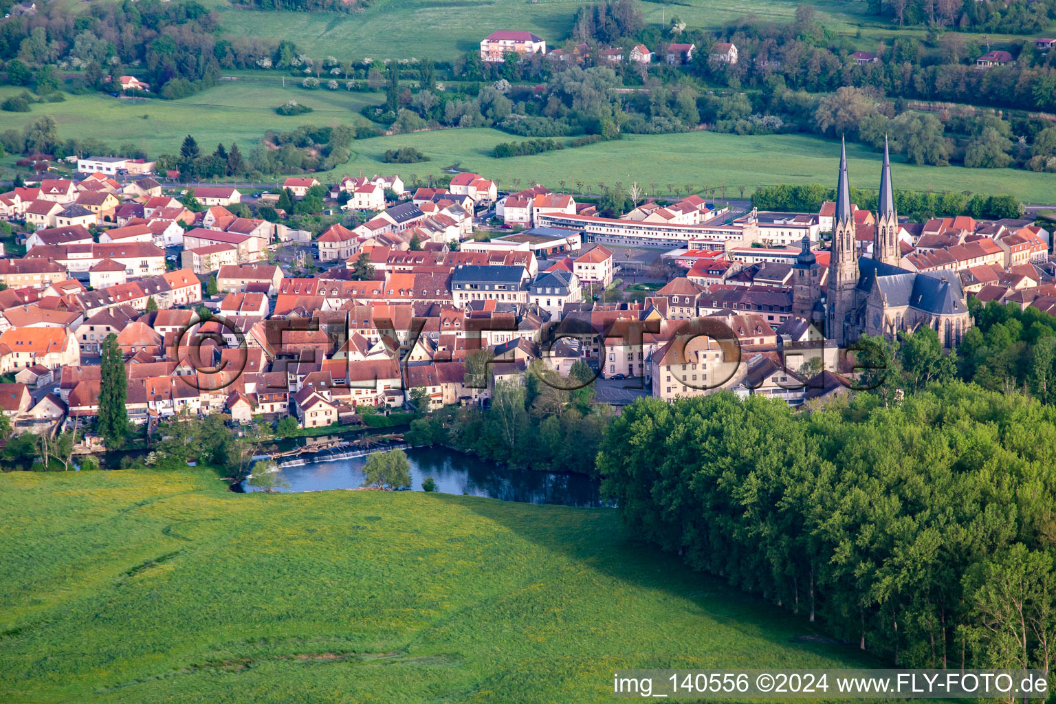 River weir of the Saar in Sarralbe in the state Moselle, France