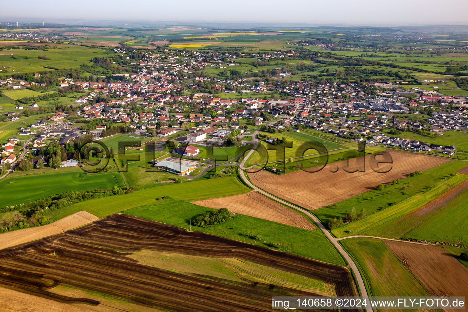 From the south in Rohrbach-lès-Bitche in the state Moselle, France