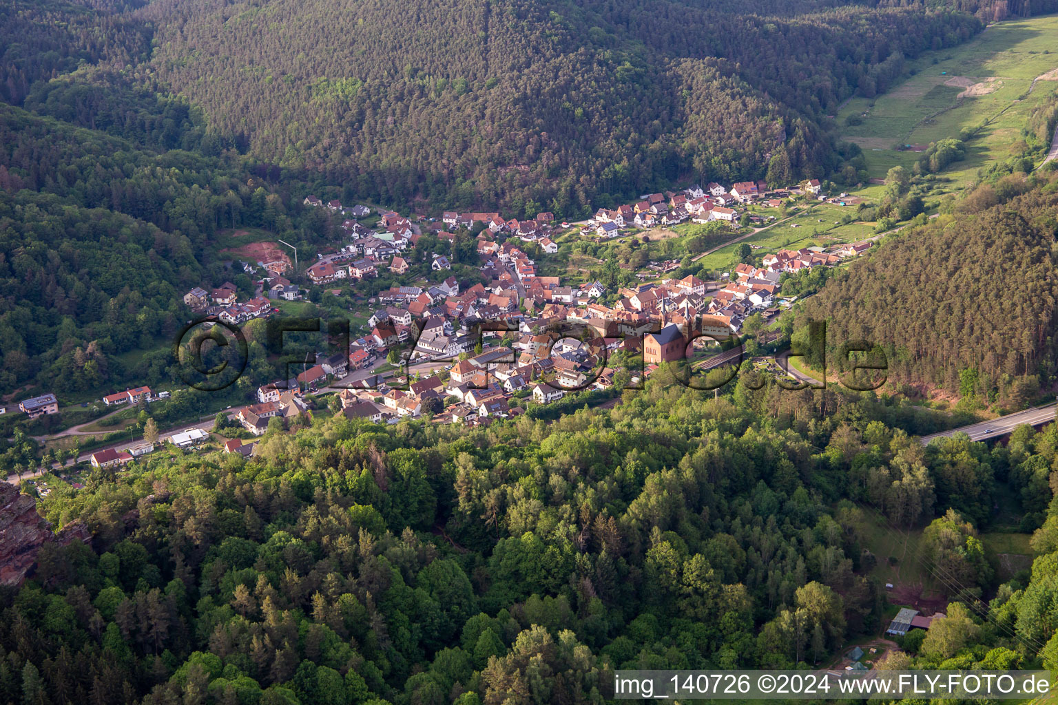 Aerial view of From the south in Wilgartswiesen in the state Rhineland-Palatinate, Germany