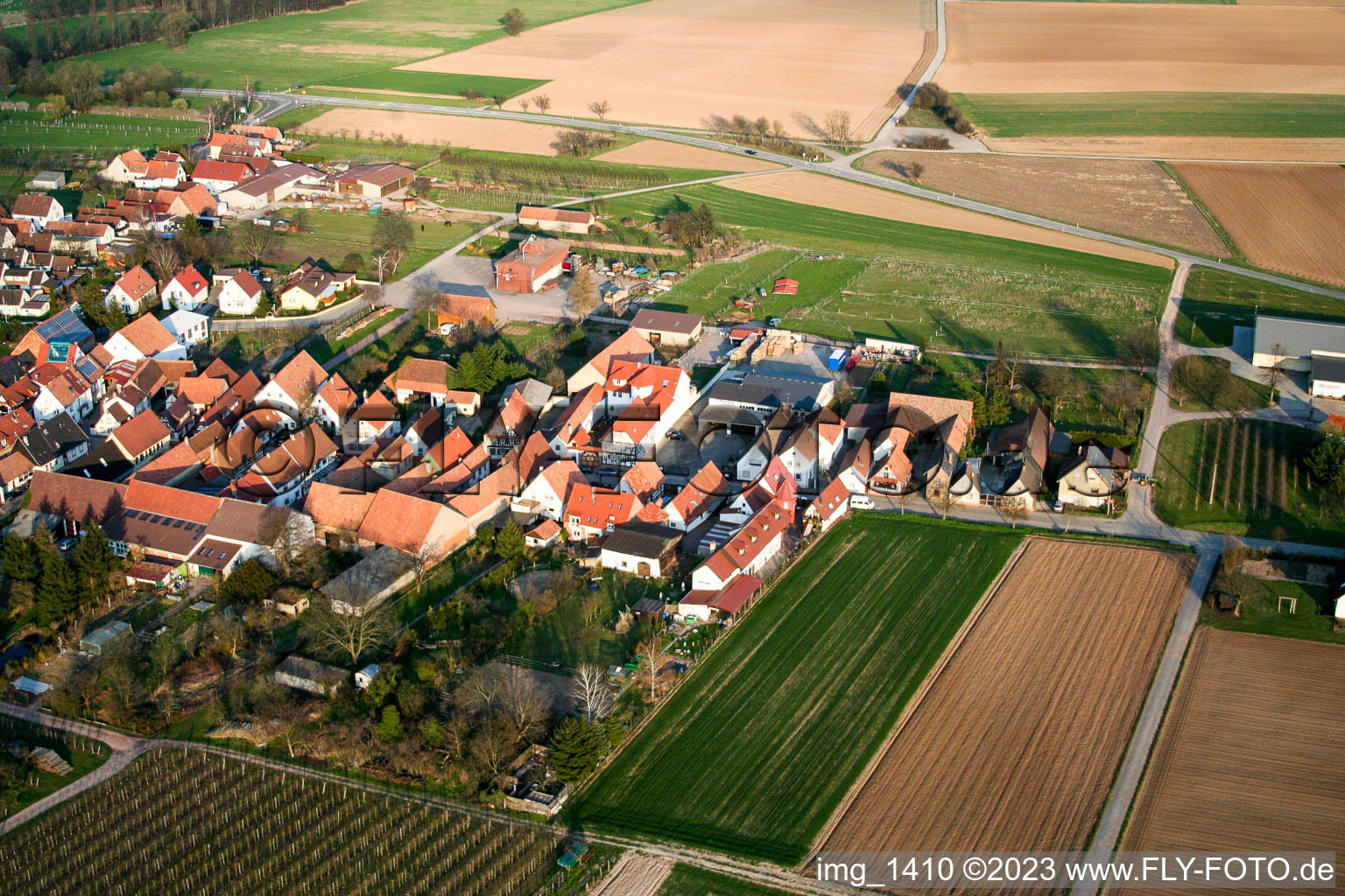 Aerial photograpy of District Mühlhofen in Billigheim-Ingenheim in the state Rhineland-Palatinate, Germany