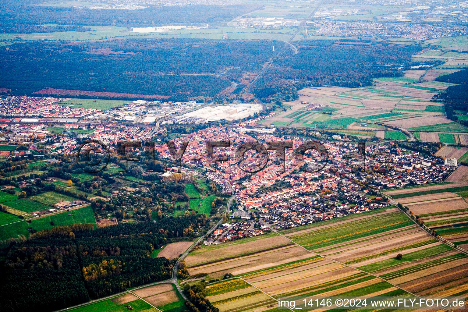 From the west in the district Graben in Graben-Neudorf in the state Baden-Wuerttemberg, Germany