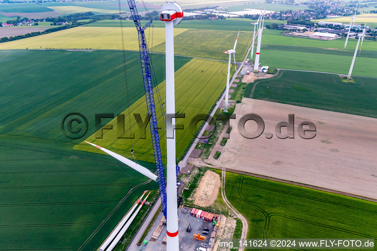 Construction site of a wind turbine at the Oberseifersdorf wind farm of Alterric Deutschland GmbH and Energiequelle GmbH in the district Eckartsberg in Mittelherwigsdorf in the state Saxony, Germany