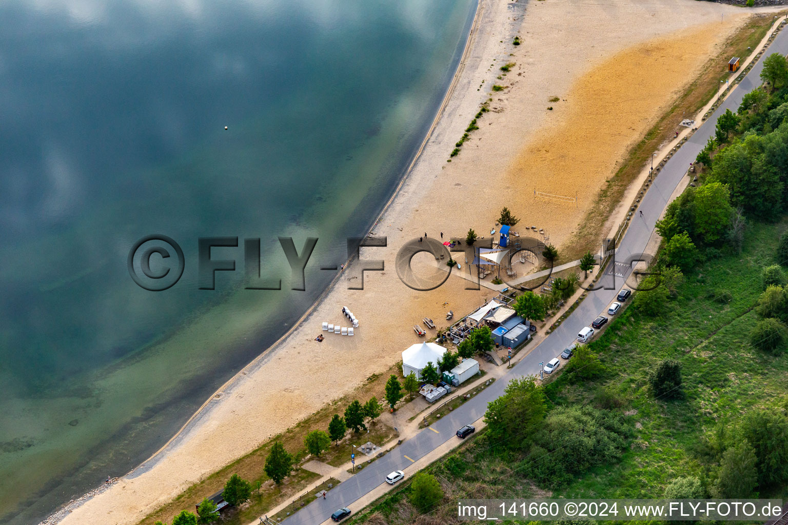 Aerial view of North-east beach promenade of Lake Berzdorf with BEACH BAR Görlitz in the district Deutsch Ossig in Görlitz in the state Saxony, Germany