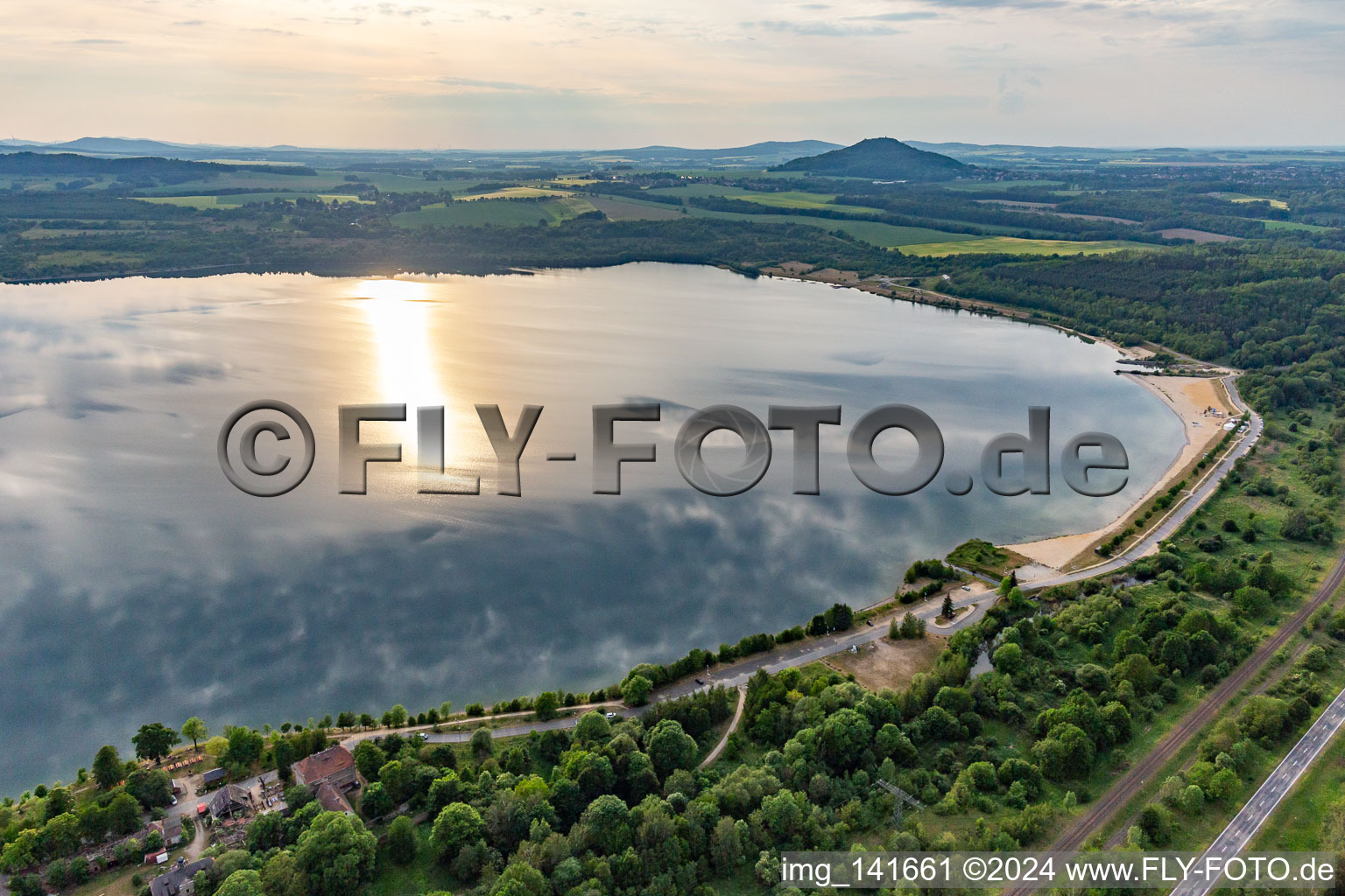 Aerial photograpy of North-east beach promenade of Lake Berzdorf with BEACH BAR Görlitz in the district Deutsch Ossig in Görlitz in the state Saxony, Germany