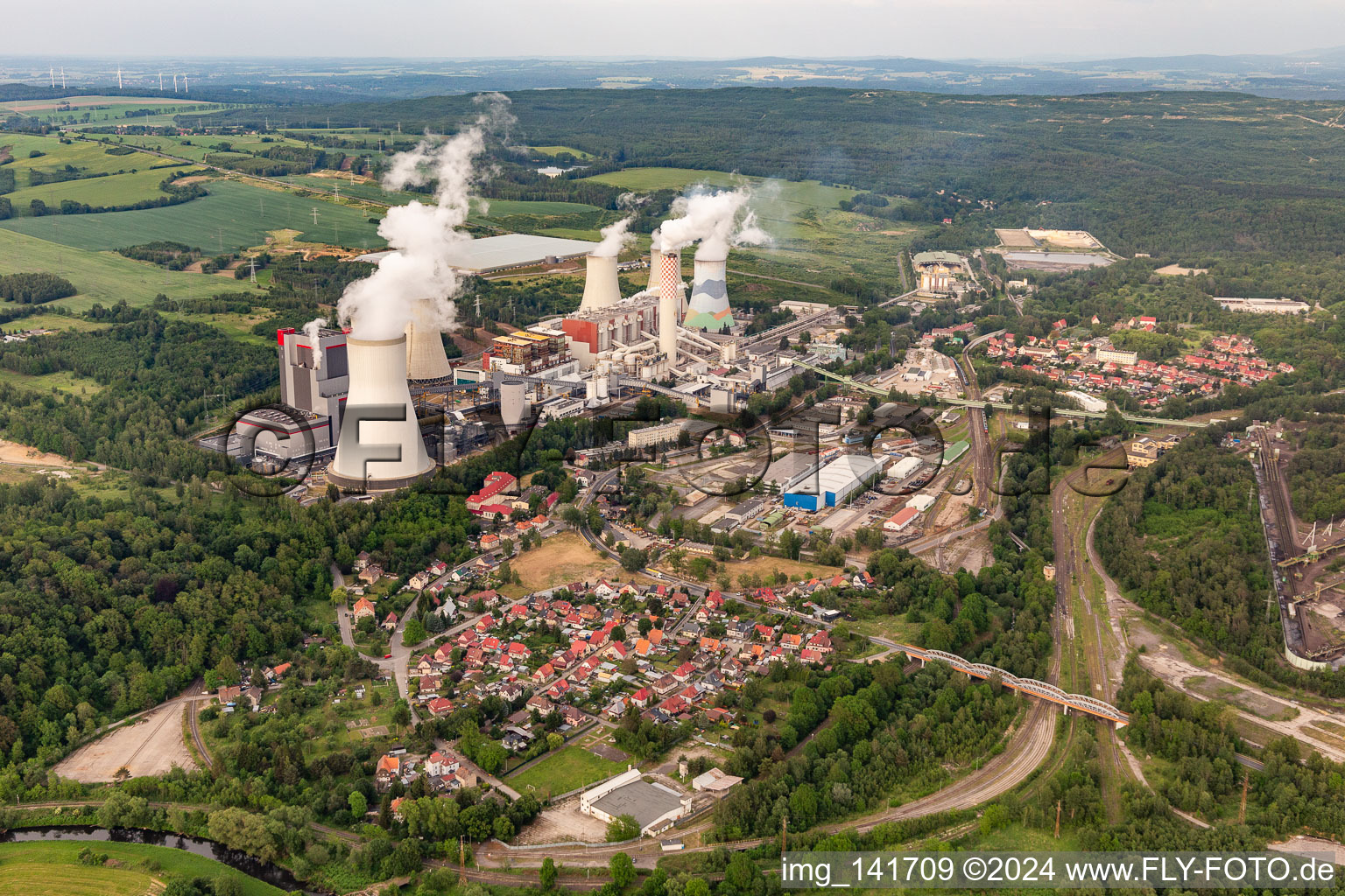 Brown coal power plant Turów "PGE Górnictwo i Energetyka Konwencjonalna SA, Oddział Elektrownia Turów in Bogatynia in the state Lower Silesia, Poland