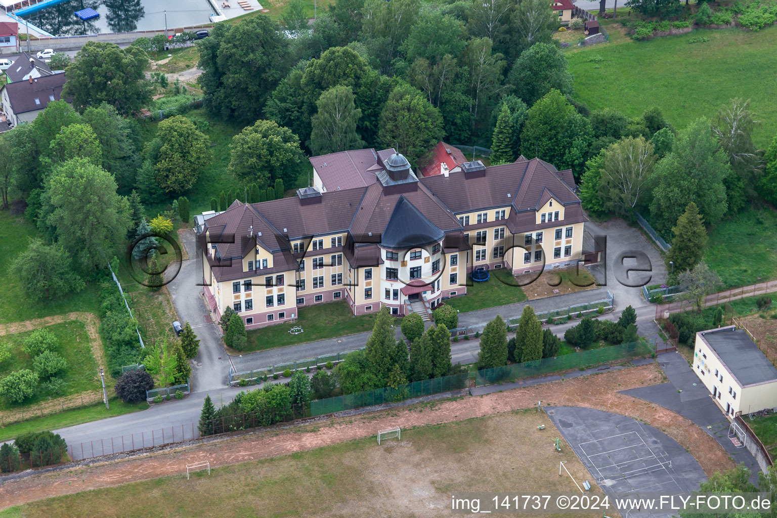 School "Výchovný Ústav A Dětský Domov Se Školou, Střední Škola, Základní Škola in Chrastava in the state Liberec, Czech Republic