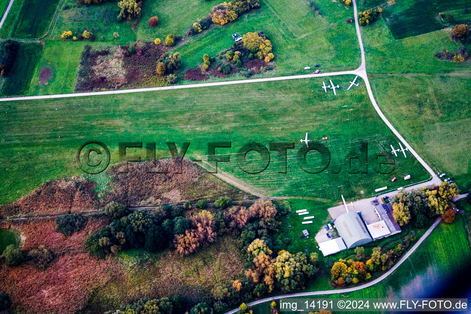 Gliding field on the airfield of Malsch in the district Rot in Malsch in the state Baden-Wurttemberg