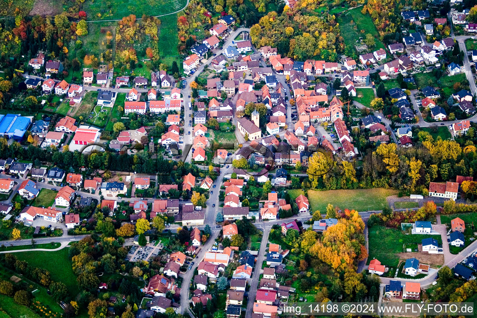 From the west in the district Rotenberg in Rauenberg in the state Baden-Wuerttemberg, Germany