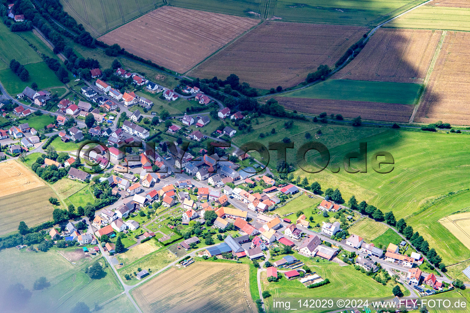 From the southeast in the district Görzhain in Ottrau in the state Hesse, Germany