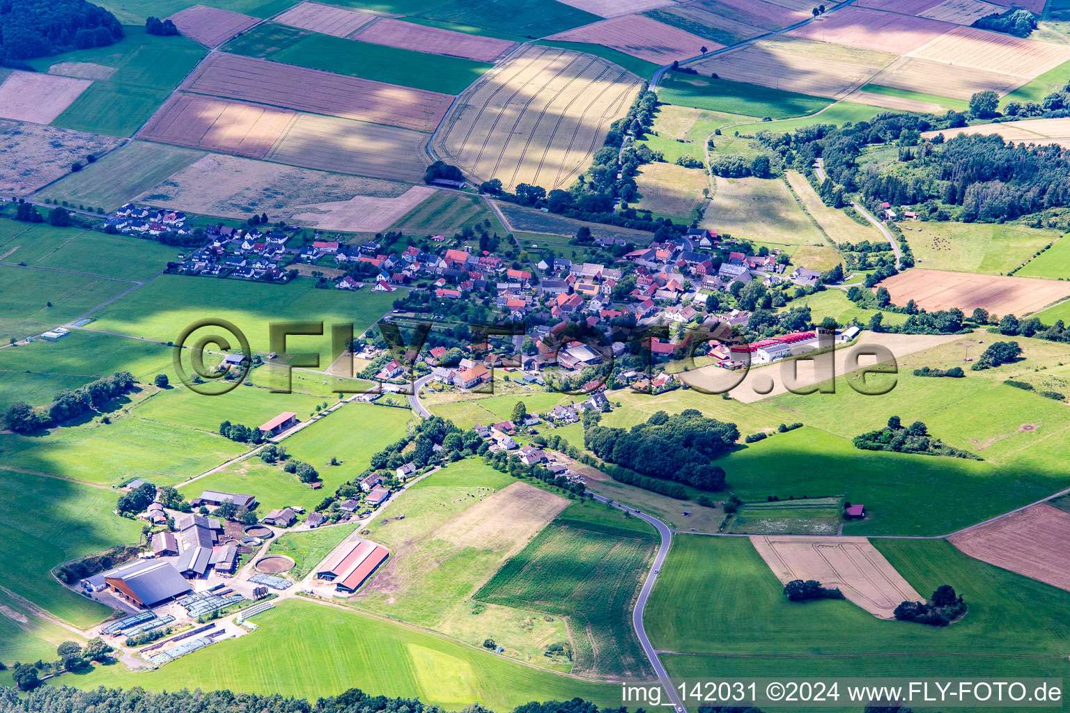 From the southeast in the district Heimertshausen in Kirtorf in the state Hesse, Germany