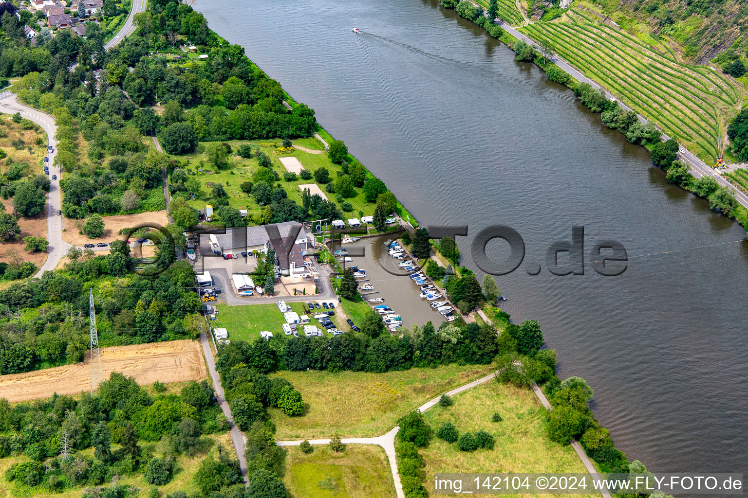 Marina of the WSC Koblenz eV on the Moselle in the district Güls in Koblenz in the state Rhineland-Palatinate, Germany