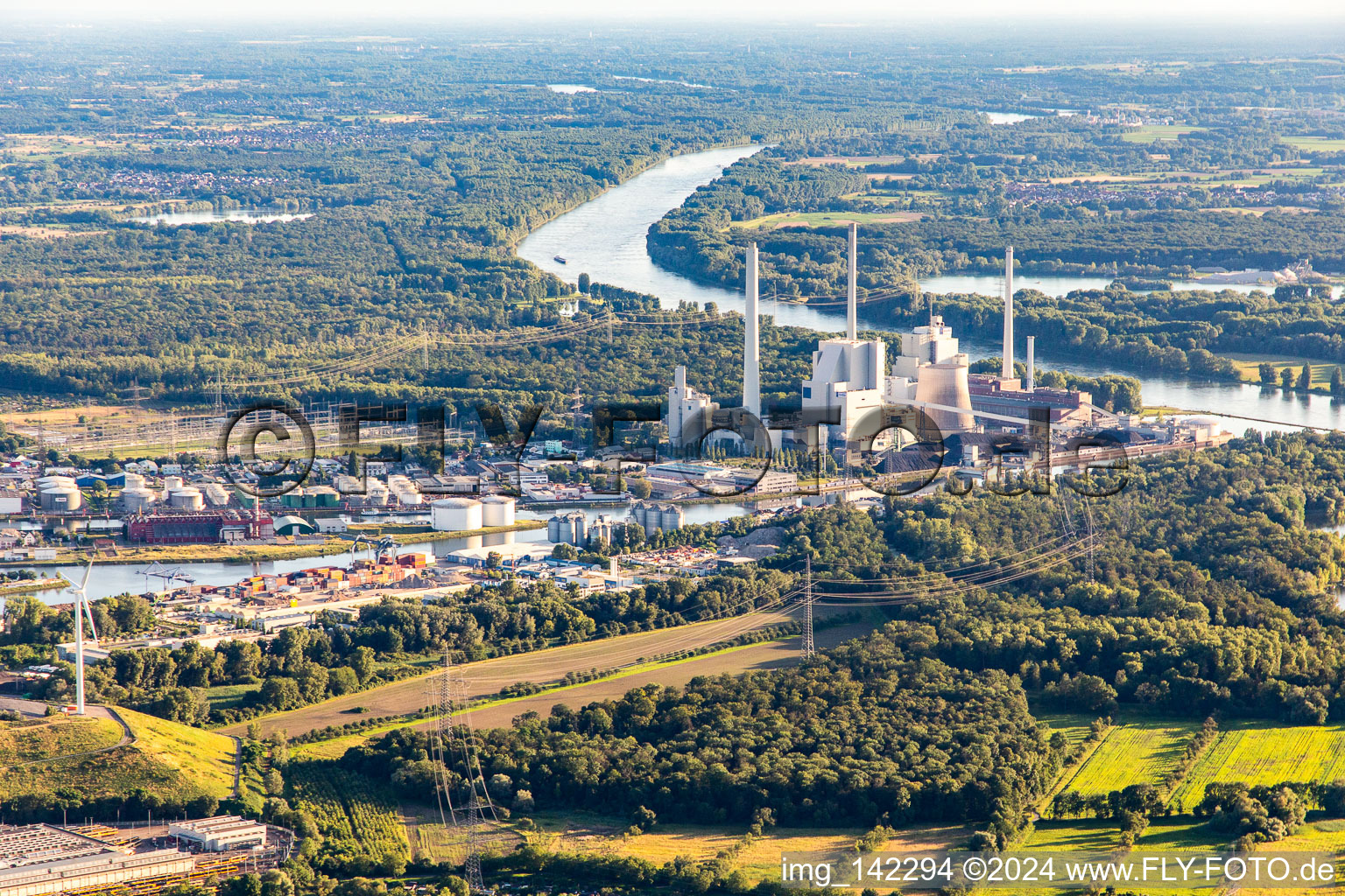 Rhine port steam power plant Karlsruhe in the district Daxlanden in Karlsruhe in the state Baden-Wuerttemberg, Germany