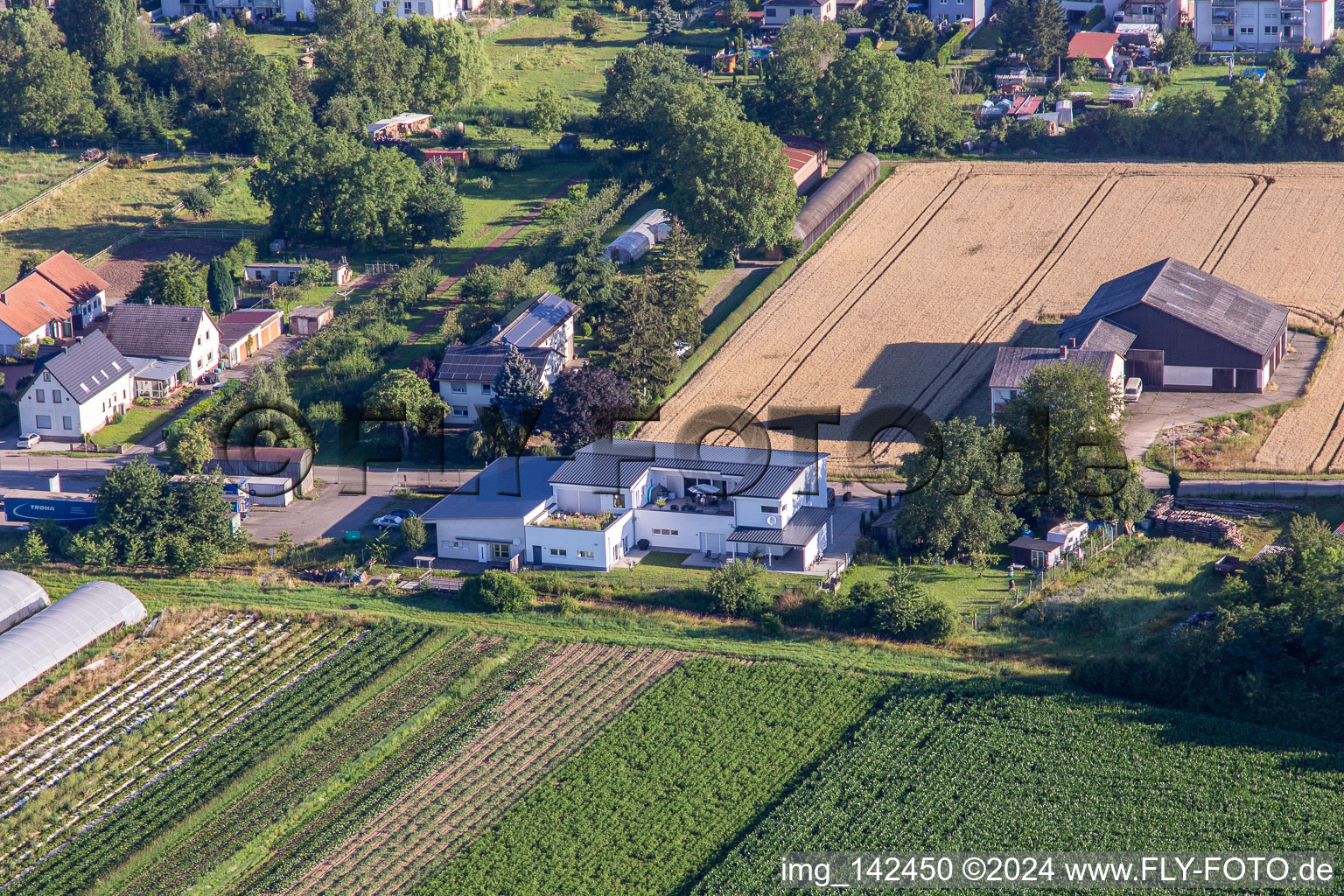 Villa on Böhlweg in the district Offenbach in Offenbach an der Queich in the state Rhineland-Palatinate, Germany