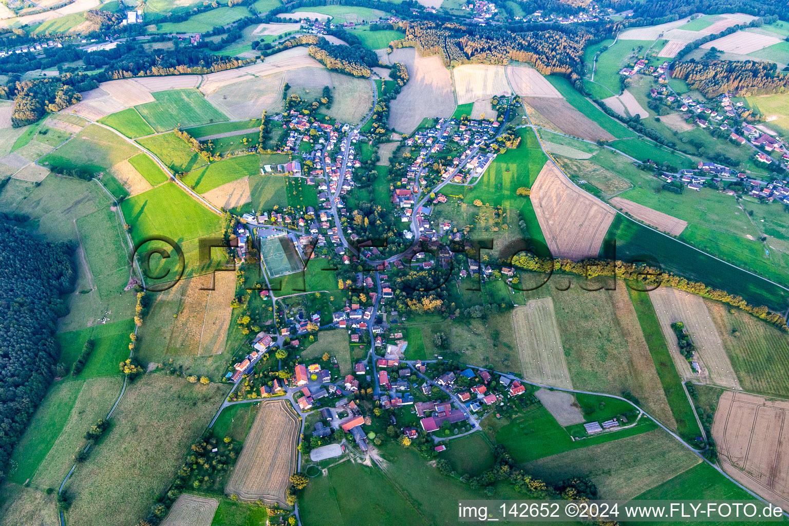 From the west in the district Günterfürst in Erbach in the state Hesse, Germany