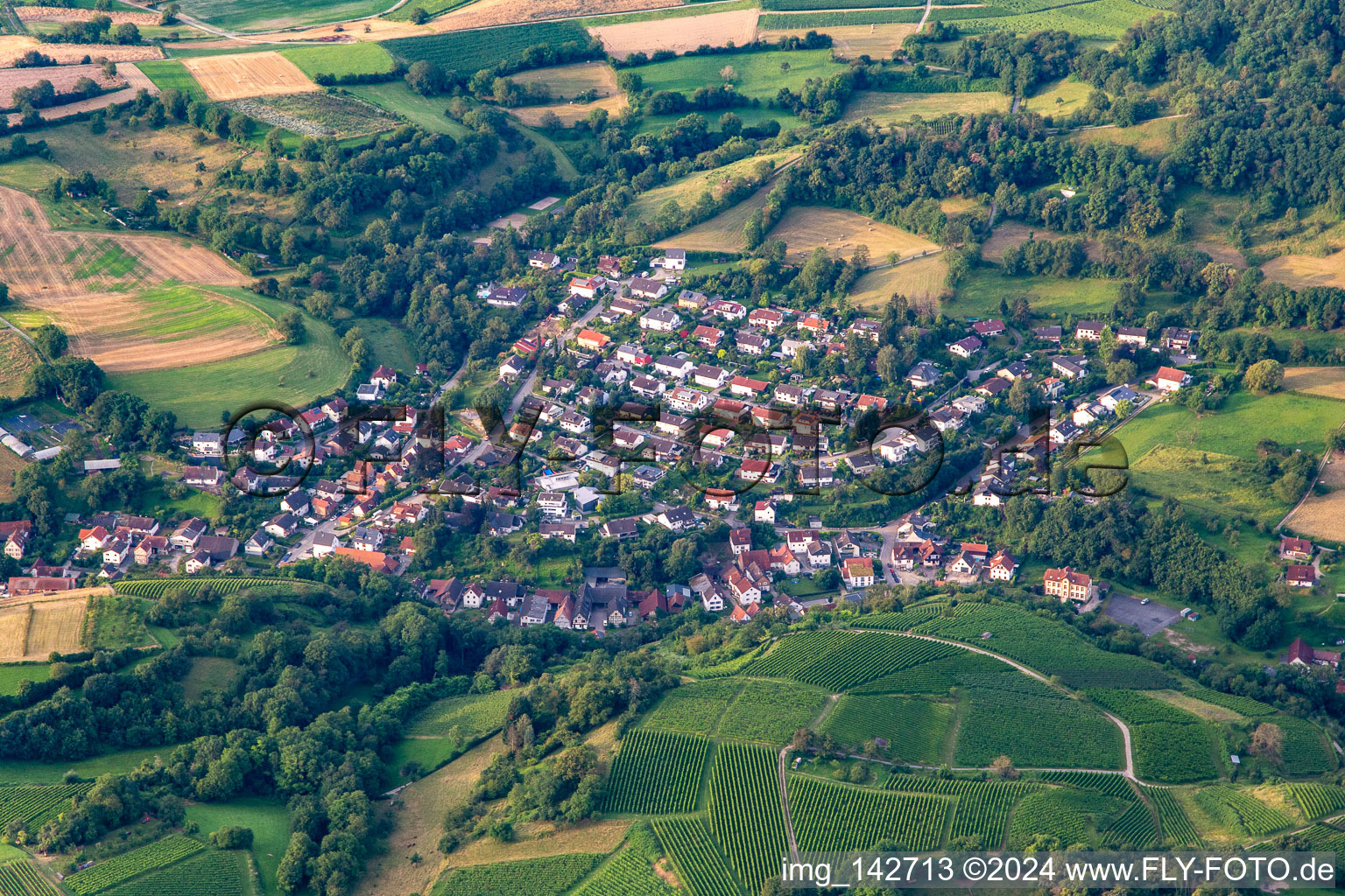 From the north in the district Zell in Bensheim in the state Hesse, Germany