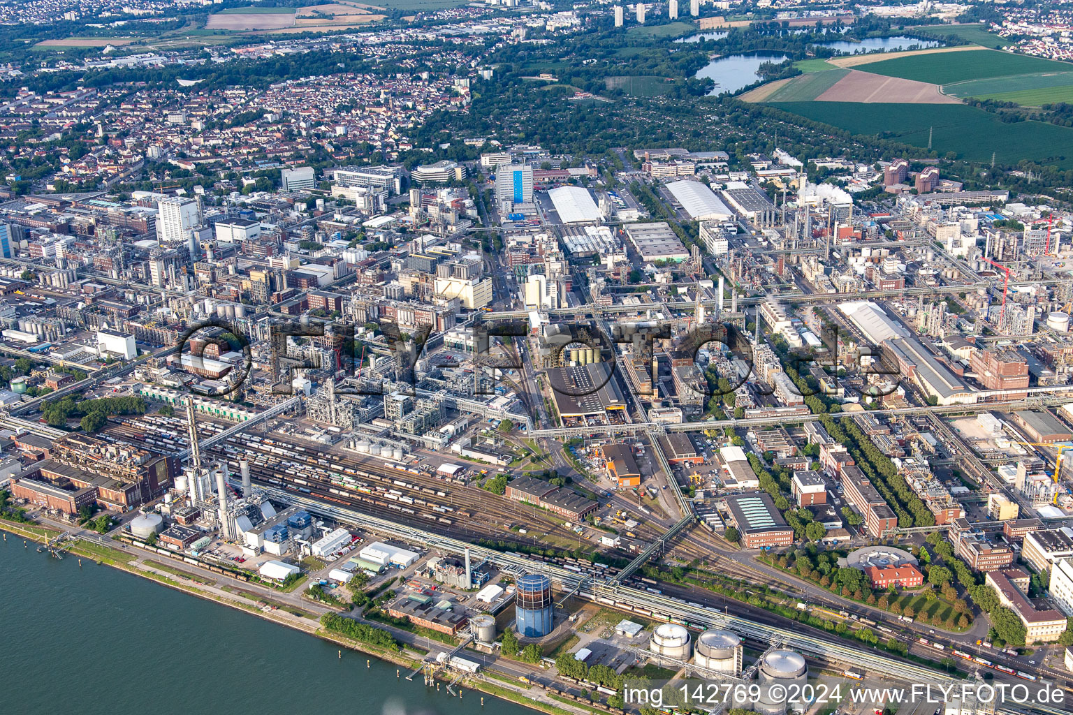 Oblique view of Chemical plant on the banks of the Rhine http in the district BASF in Ludwigshafen am Rhein in the state Rhineland-Palatinate, Germany