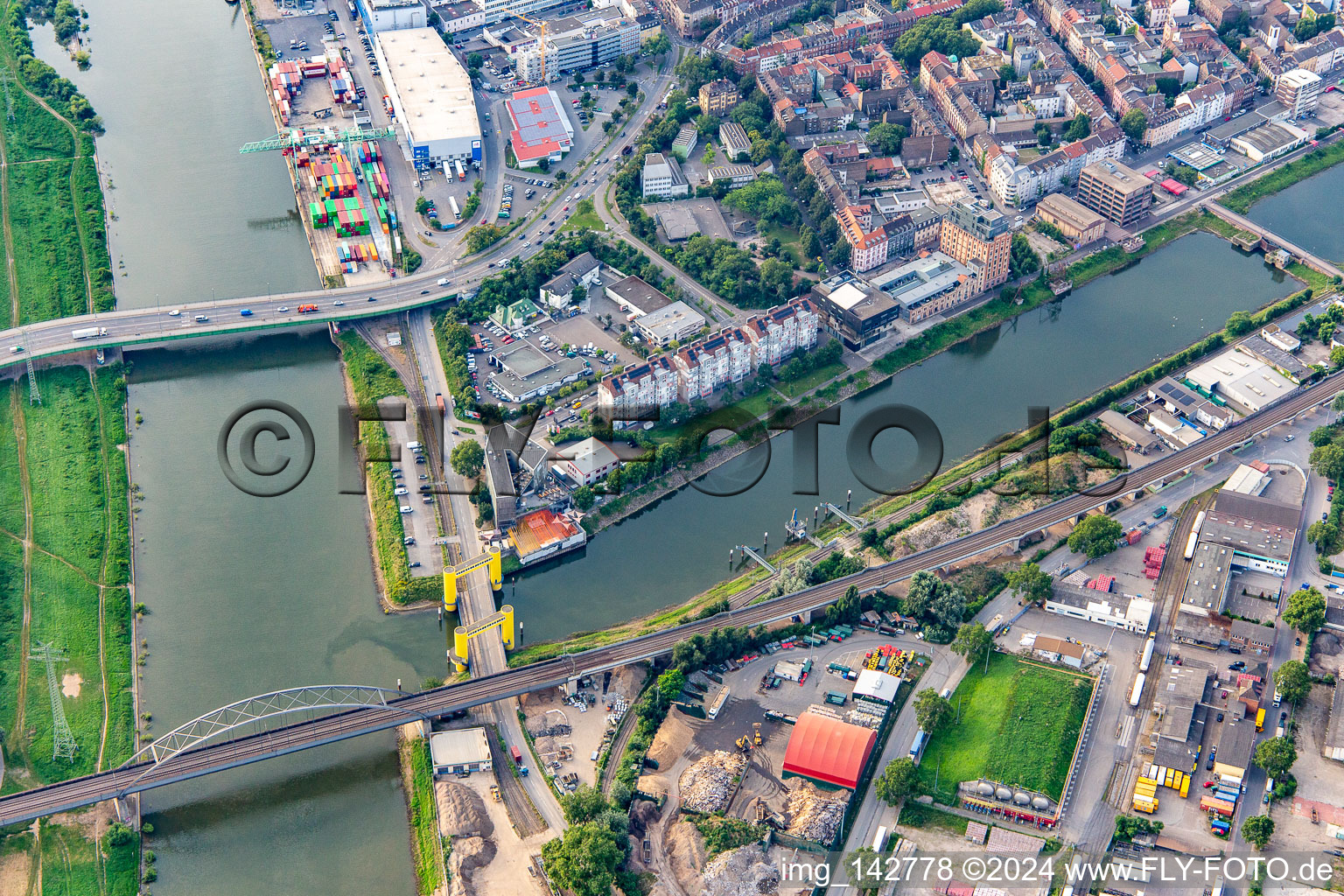 Am Verbindungskanal Student residence in Jungbusch in the district Innenstadt in Mannheim in the state Baden-Wuerttemberg, Germany