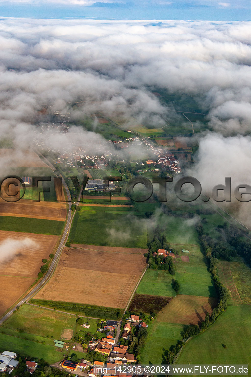 Village from the east under clouds in the district Drusweiler in Kapellen-Drusweiler in the state Rhineland-Palatinate, Germany