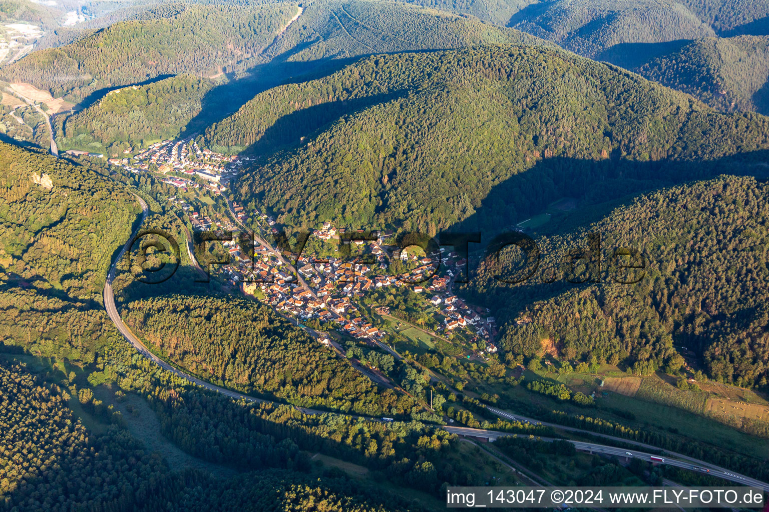 Place in Queichtal with B10 bypass in Wilgartswiesen in the state Rhineland-Palatinate, Germany