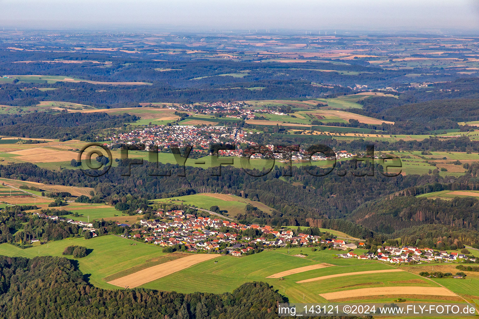 From the east in Obersimten in the state Rhineland-Palatinate, Germany