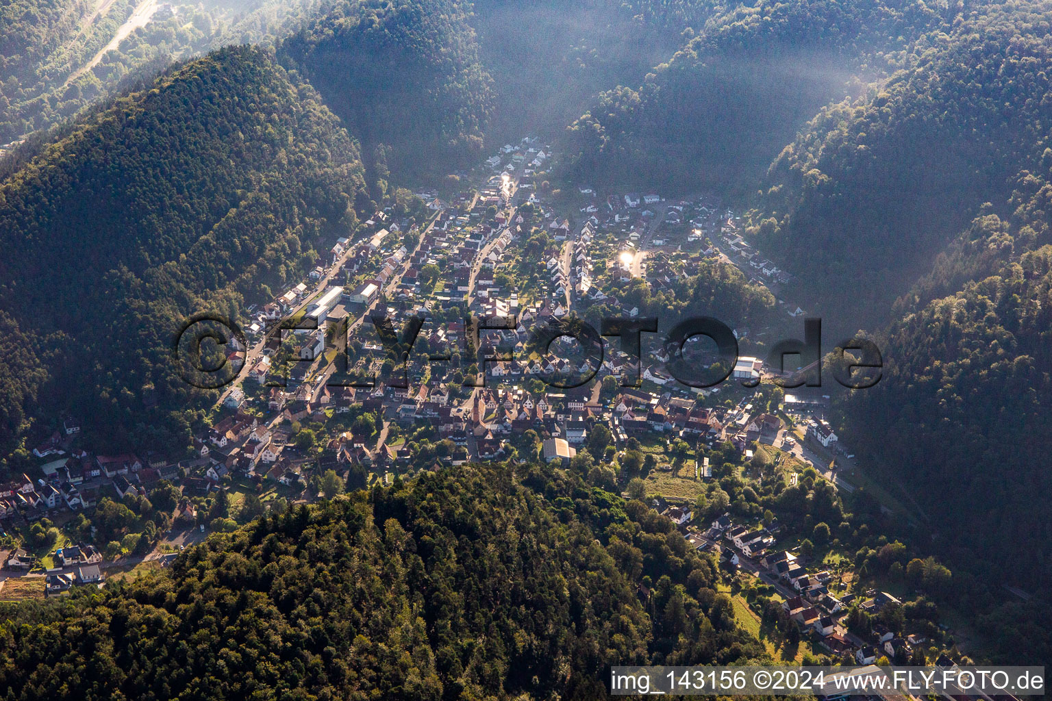 Place between mountains in Hinterweidenthal in the state Rhineland-Palatinate, Germany