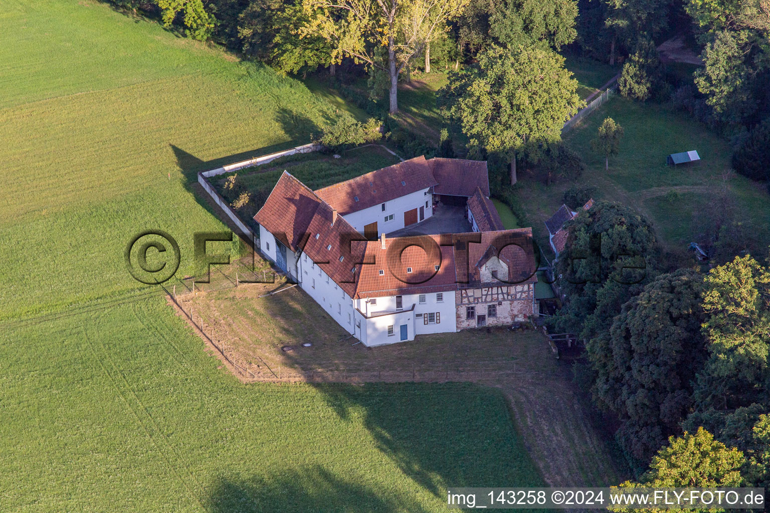 Farmstead at Erlenbach in the district Minderslachen in Kandel in the state Rhineland-Palatinate, Germany