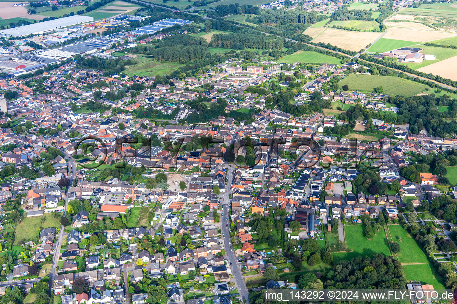 City from the west in the district Dremmen in Heinsberg in the state North Rhine-Westphalia, Germany