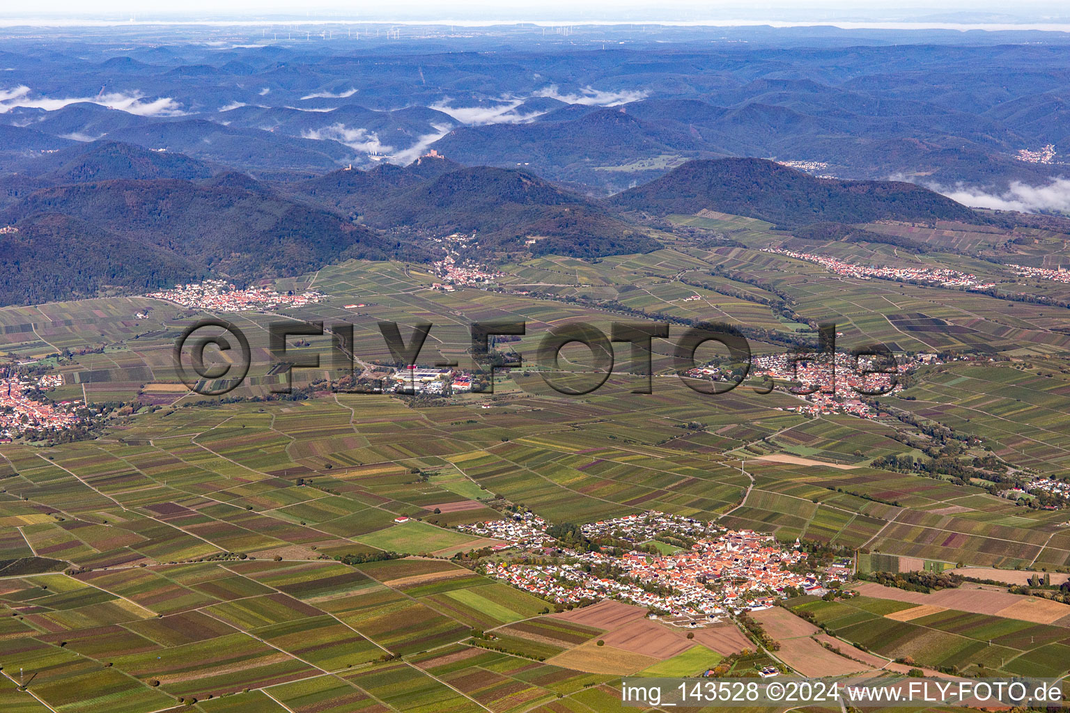 Villages in the Southern Palatinate: Mörzheim, Eschbach and Leinsweiler in Ilbesheim bei Landau in the state Rhineland-Palatinate, Germany