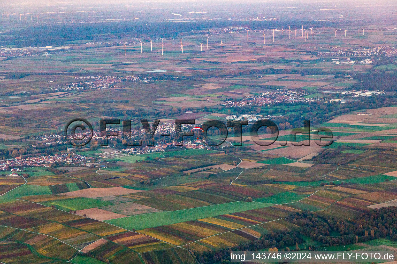 Aerial view of Villages in the Klingbachtal in the district Ingenheim in Billigheim-Ingenheim in the state Rhineland-Palatinate, Germany