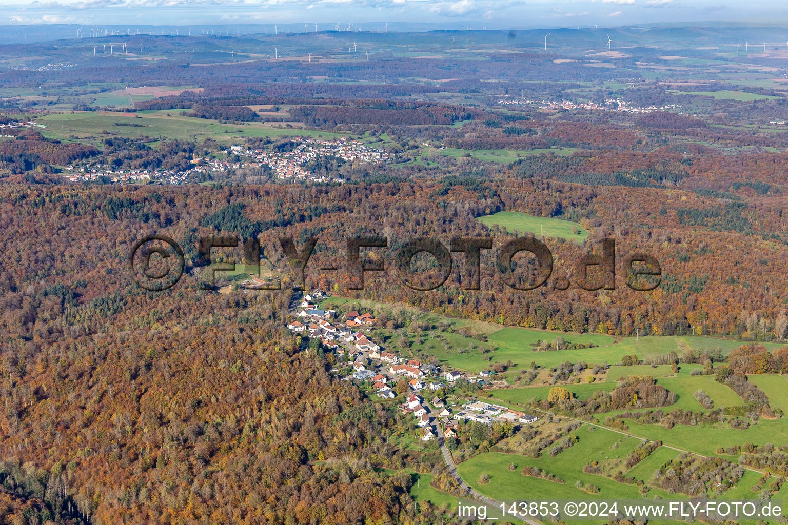 Town from the south in Dunzweiler in the state Rhineland-Palatinate, Germany