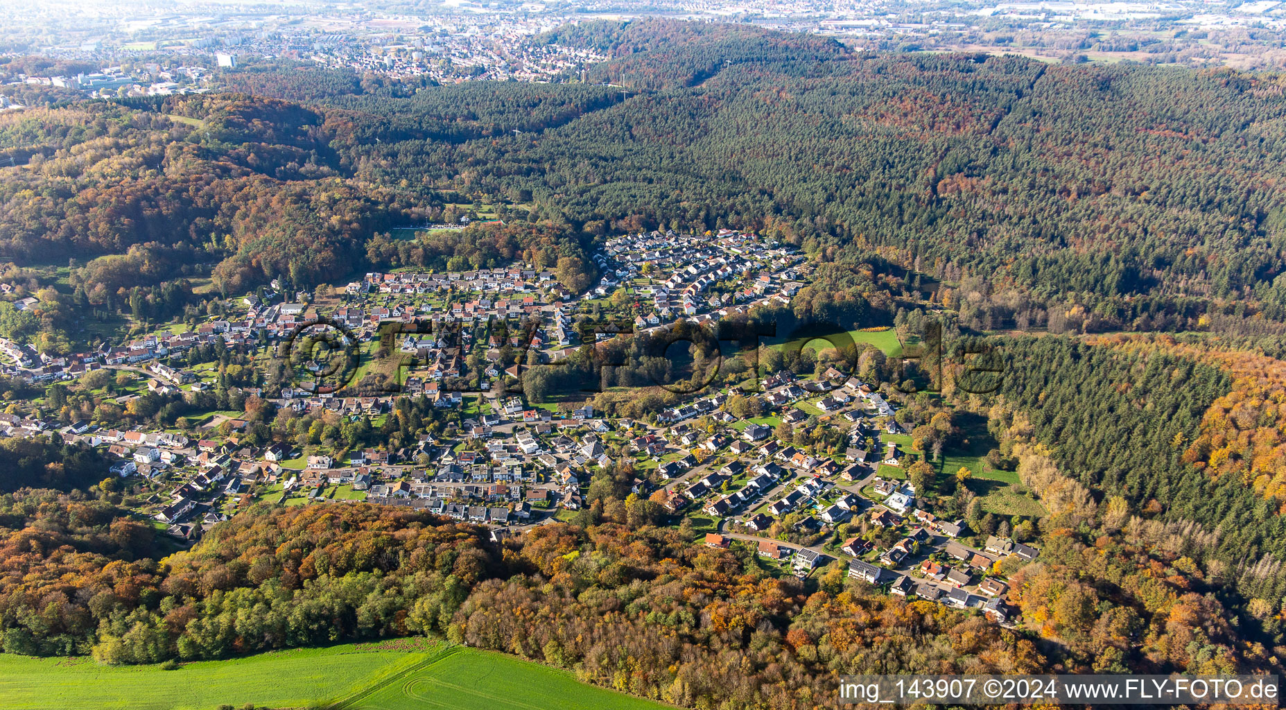 Village in the forest from the east in the district Kirrberg in Homburg in the state Saarland, Germany