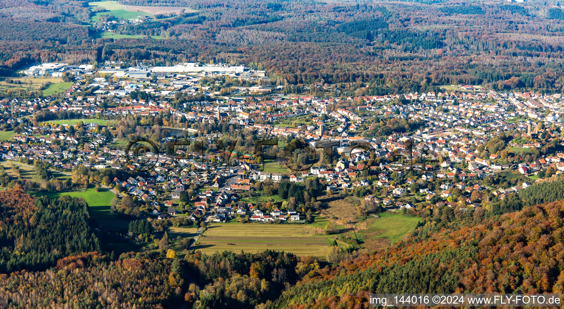 Town from the south in the district Kirkel-Neuhäusel in Kirkel in the state Saarland, Germany