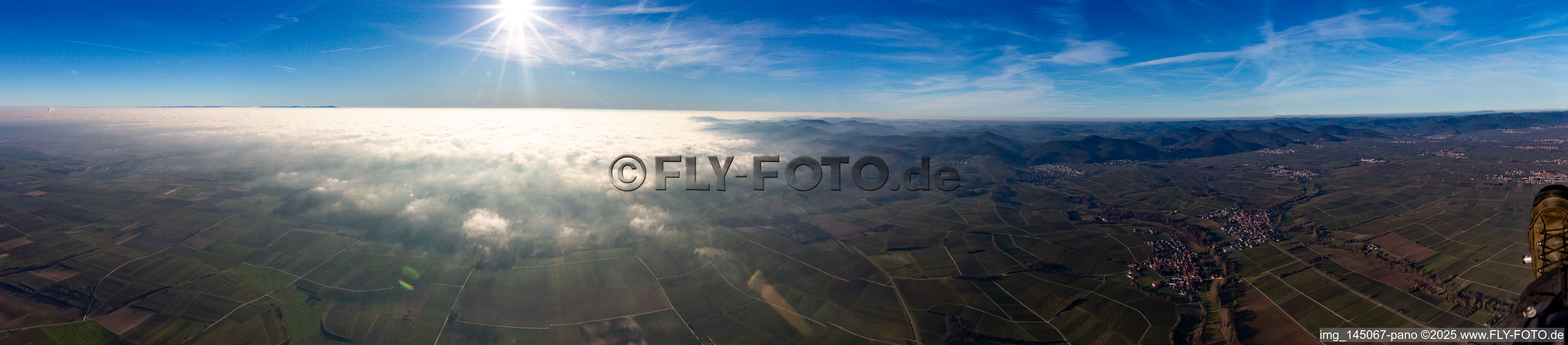 Cloud cover from the Bienwald in the district Ingenheim in Billigheim-Ingenheim in the state Rhineland-Palatinate, Germany