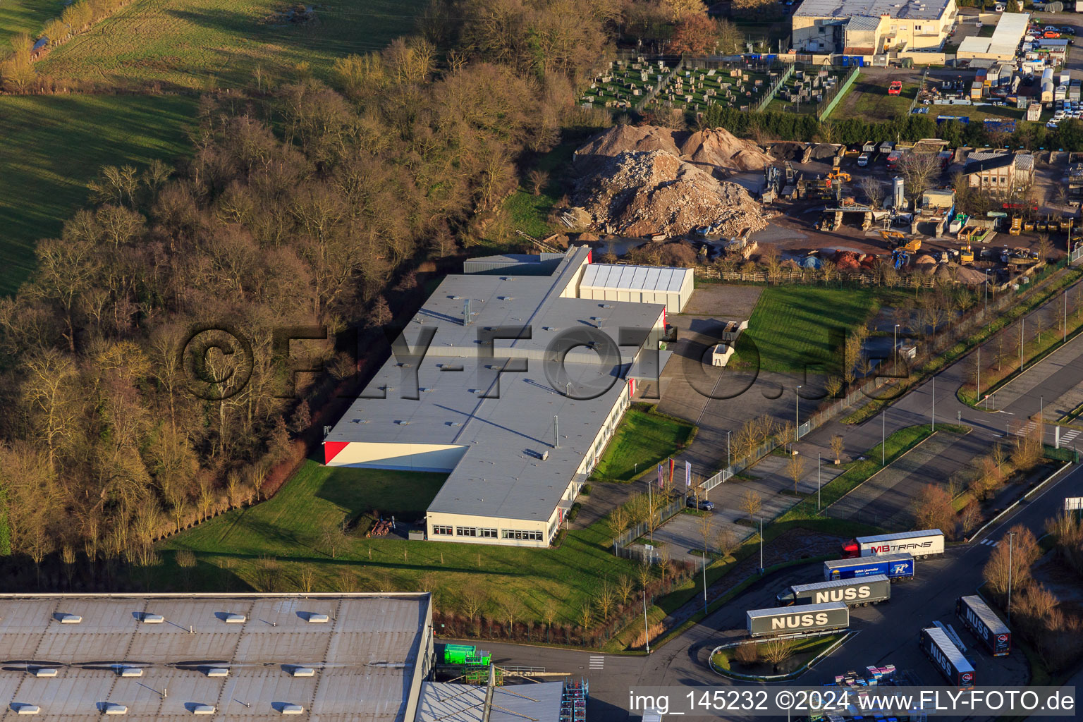Aerial view of Thermo Fisher on Erlenbachweg in the district Minderslachen in Kandel in the state Rhineland-Palatinate, Germany