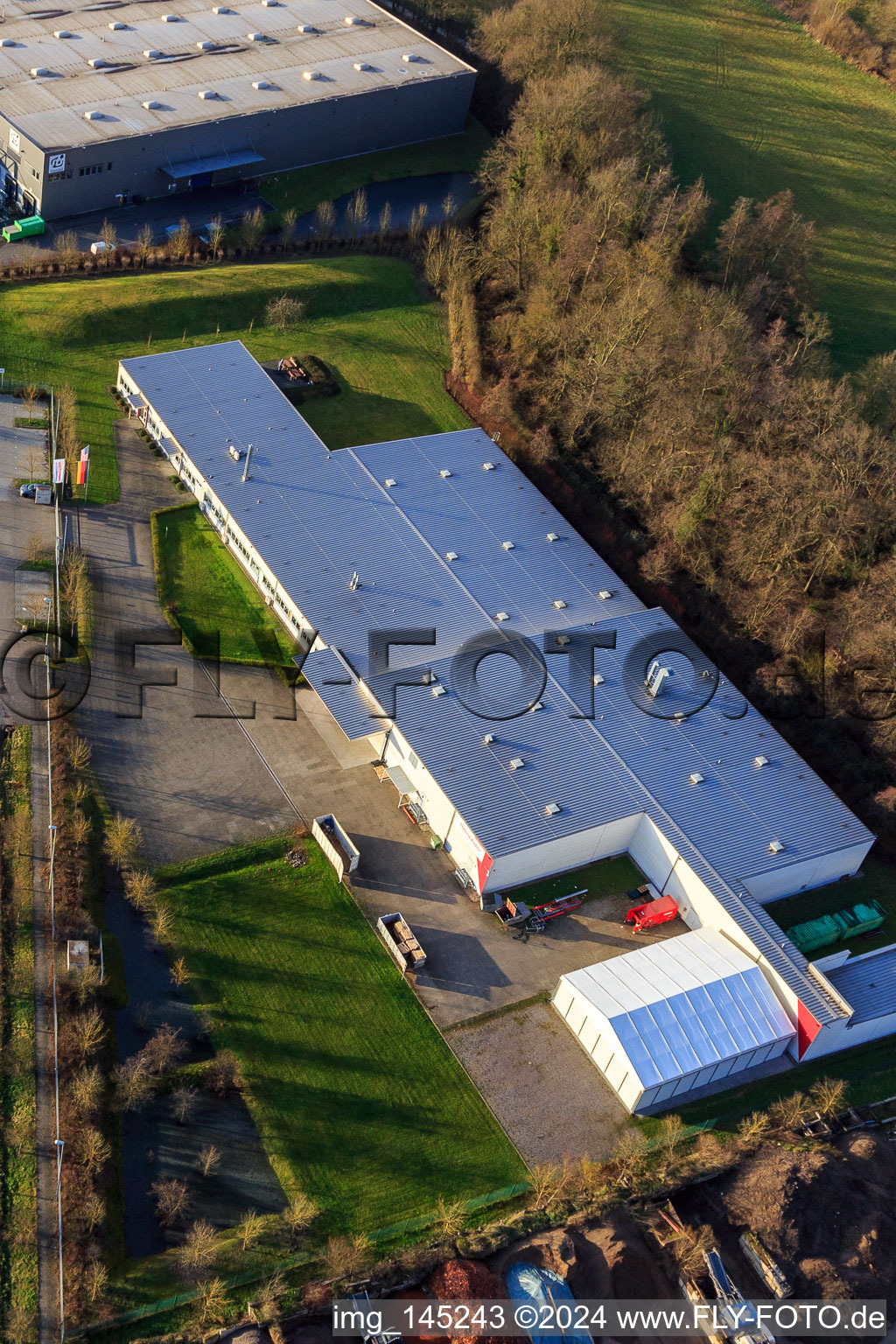 Drone image of Thermo Fisher on Erlenbachweg in the district Minderslachen in Kandel in the state Rhineland-Palatinate, Germany