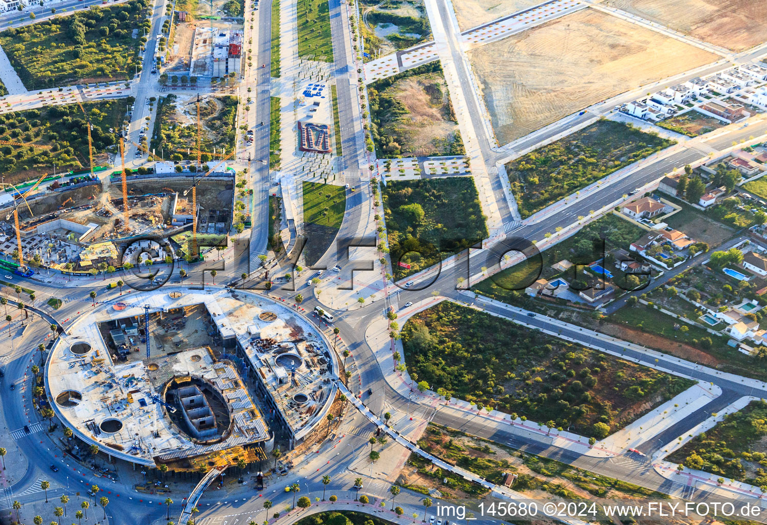 Oblique view of Construction site for the Torre Entrenucleos in the Urb. San Federico Echaguy district in Dos Hermanas in the state Seville, Spain