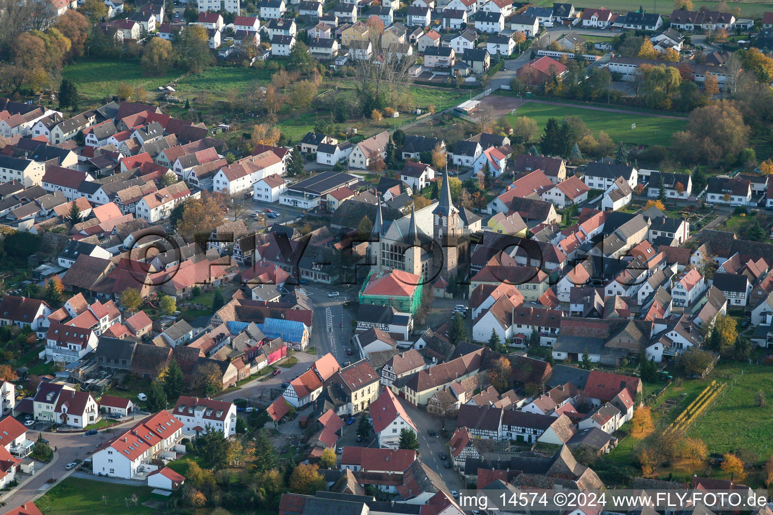 Aerial photograpy of Village view in the district Geinsheim in Neustadt an der Weinstrasse in the state Rhineland-Palatinate