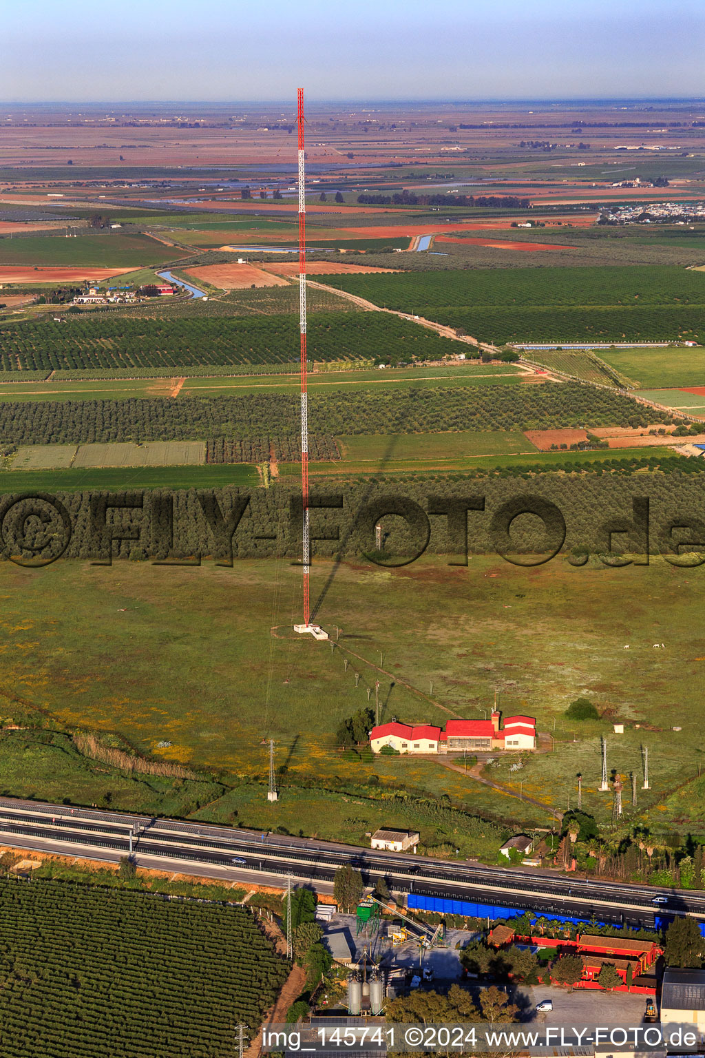 Radio transmission tower Centro Emisor RNE AM in Dos Hermanas in the state Seville, Spain