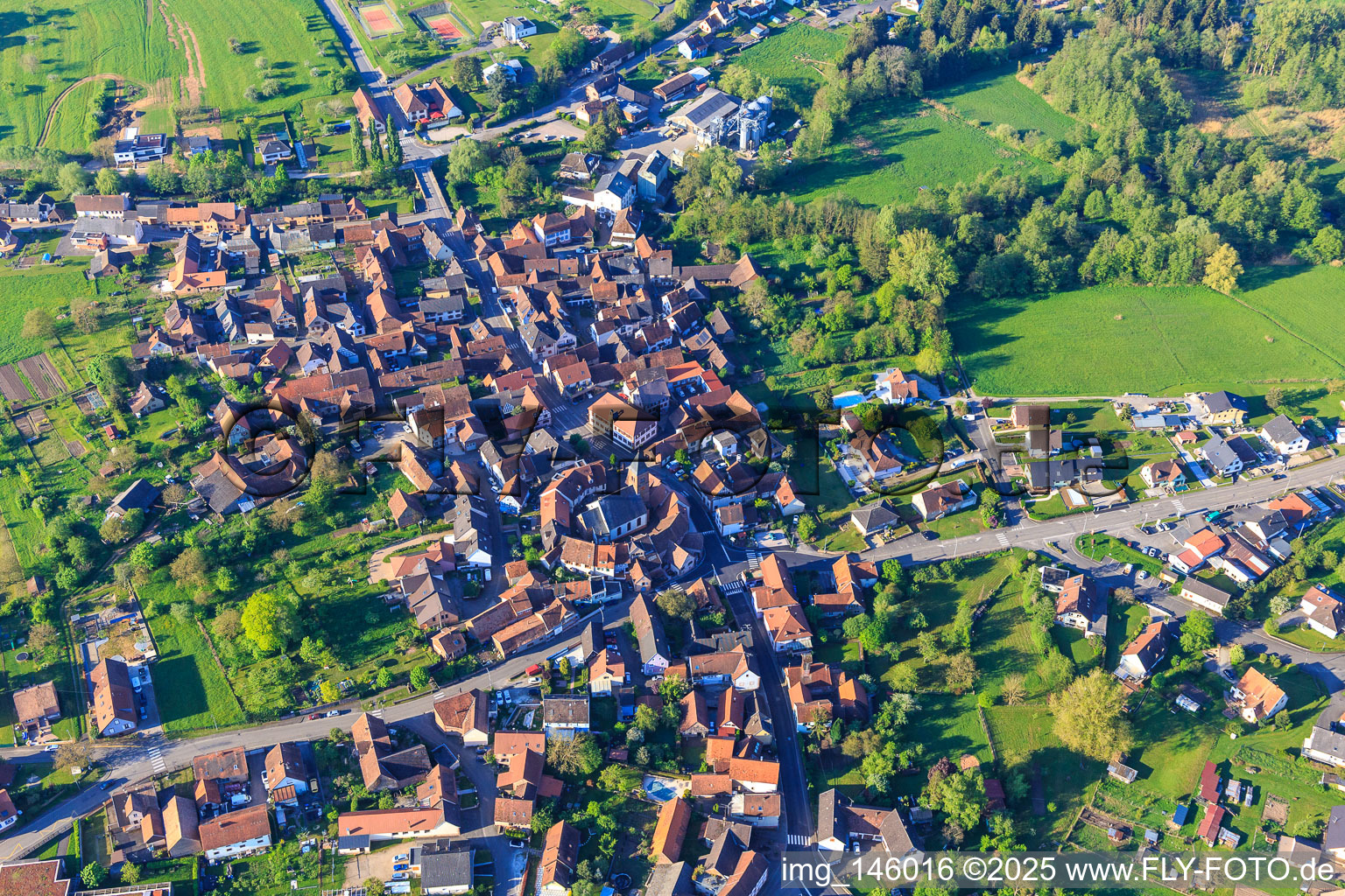 Town center from the north in Dossenheim-sur-Zinsel in the state Bas-Rhin, France