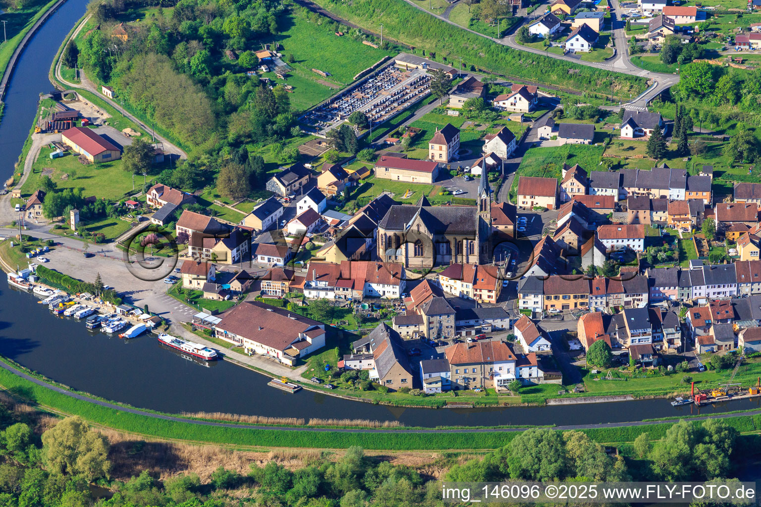 Marina Port de Plaisance de Wittring on the Canal des houllères de la Sarre in Wittring in the state Moselle, France