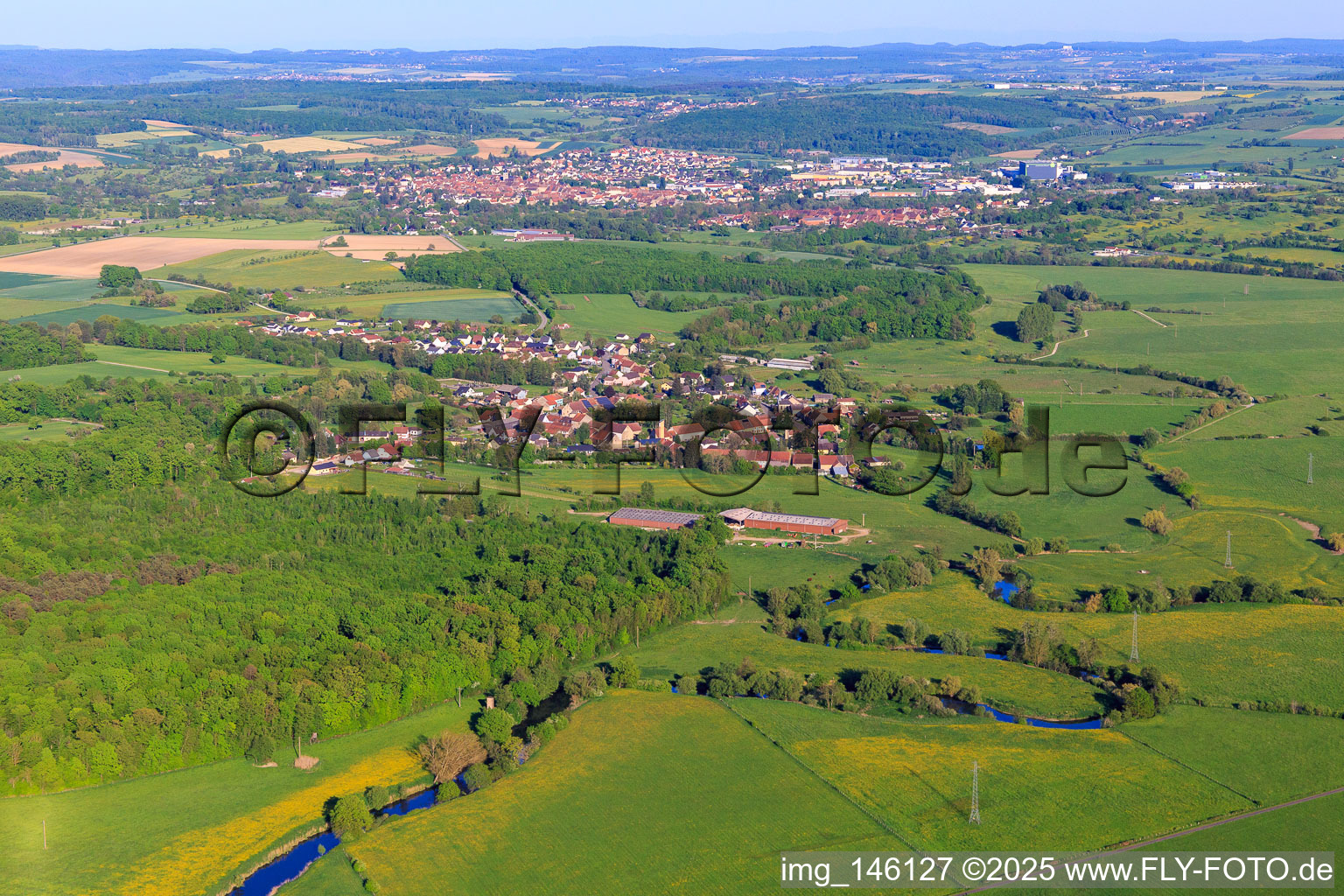Meandering course of the Saar in Schopperten in the state Bas-Rhin, France