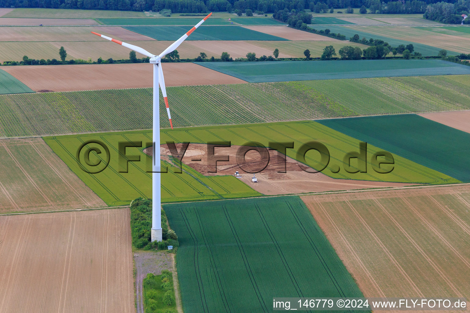 Wind farm Minfeld in Minfeld in the state Rhineland-Palatinate, Germany from above