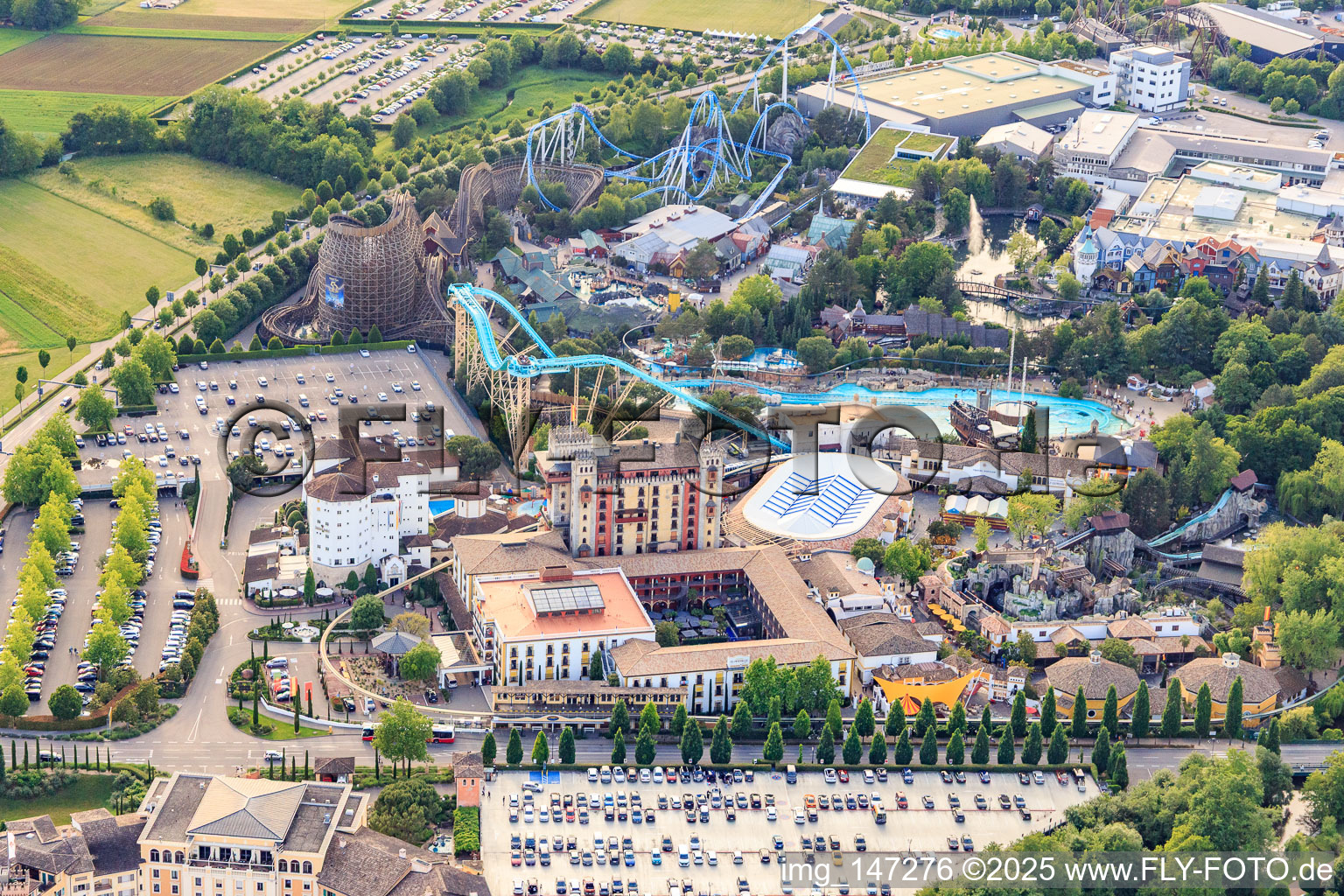 Atlantica SuperSplash, Spanish Arena, 4-star castle hotel "Castillo Alcazar" and 4-star theme hotel "El Andaluz" of Europapark Rust in Rust in the state Baden-Wuerttemberg, Germany