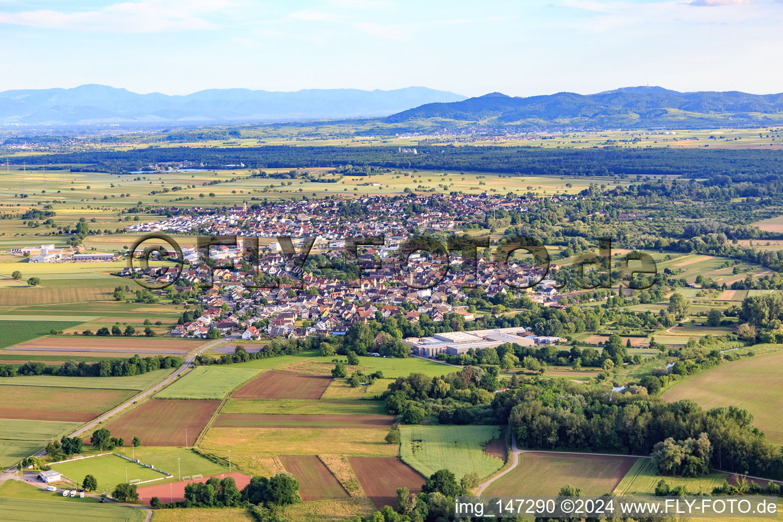 View from the north in the district Niederhausen in Rheinhausen in the state Baden-Wuerttemberg, Germany