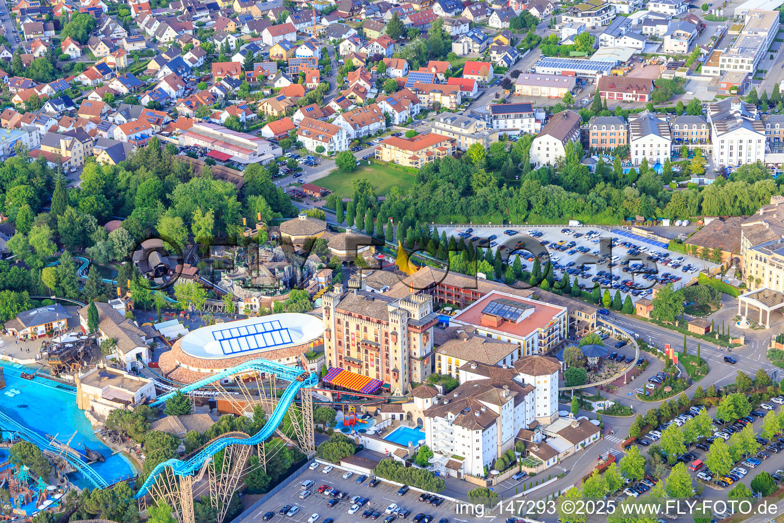 Aerial view of Atlantica SuperSplash, Spanish Arena, 4-star castle hotel "Castillo Alcazar" and 4-star theme hotel "El Andaluz" of Europapark Rust in Rust in the state Baden-Wuerttemberg, Germany