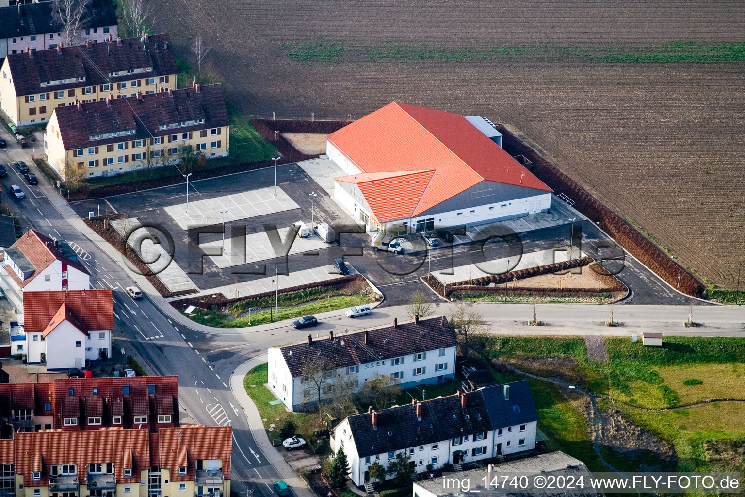 Aerial photograpy of Am Höhenweg, new Netto market building in Kandel in the state Rhineland-Palatinate, Germany